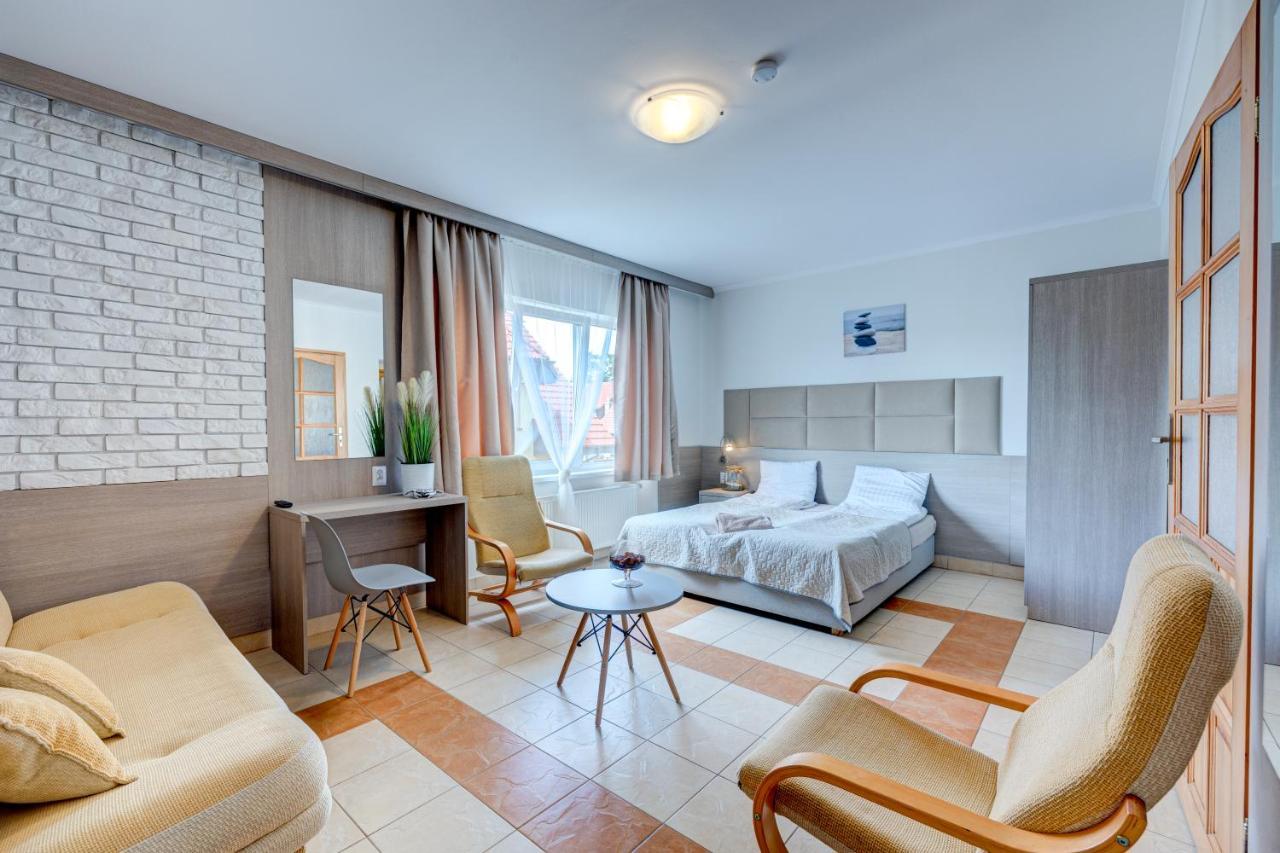 포비에로보 Ambre Mare - Wypoczynek Pod Palmami B&B 외부 사진